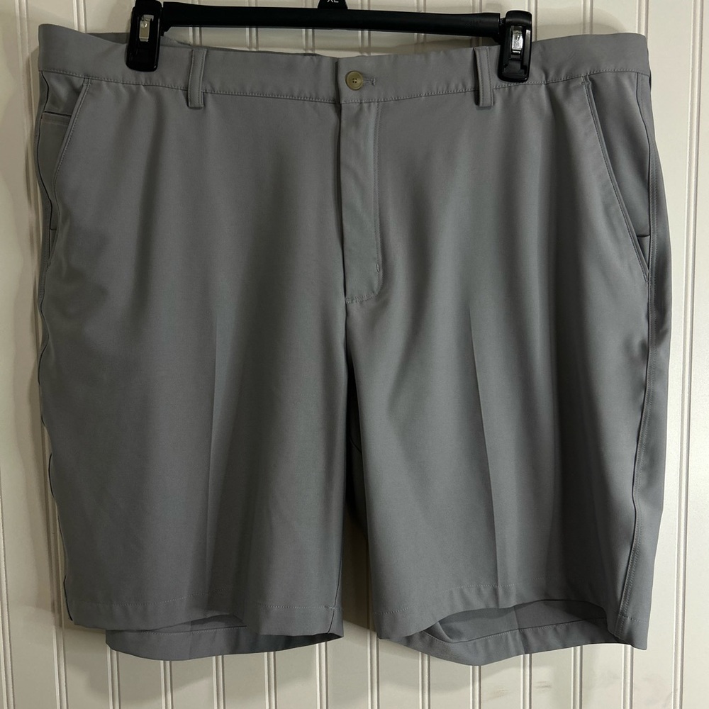 Greg Norman Collection Gray Flat Front Shorts for Golf